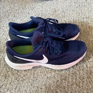 Nike Zoom Pegasus 35 sneakers